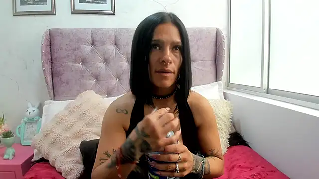 Amelie Blake online show from May 2026 07:23:02 PM