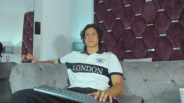 TonyBenedetti online show from April 2026 08:10:02 PM