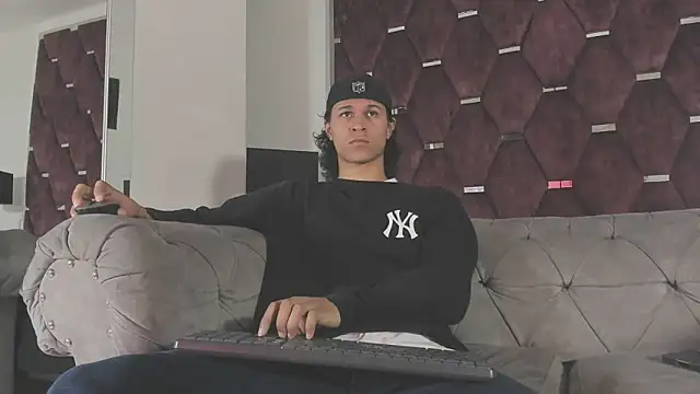TonyBenedetti online show from May 2026 08:29:02 PM