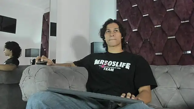 TonyBenedetti online show from April 2026 09:29:01 PM