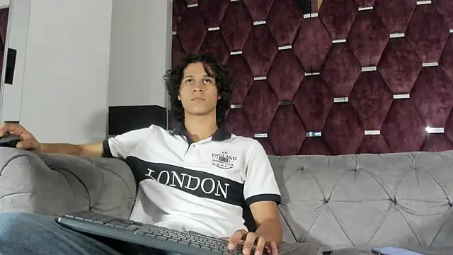 TonyBenedetti online show from May 2026 09:01:02 PM
