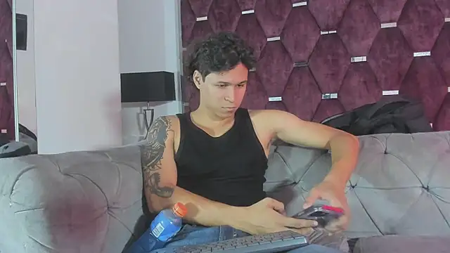 TonyBenedetti online show from June 2026 08:20:02 PM