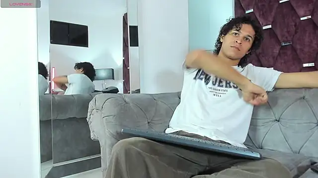 TonyBenedetti online show from March 2026 08:27:02 PM