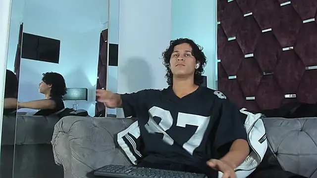 TonyBenedetti online show from March 2026 07:26:01 PM