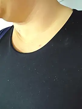 lilith velvet  online show from April 2026 12:43:01 PM