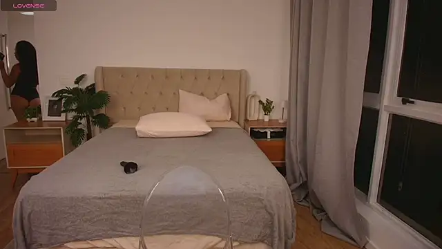 Sherry Longers online show from April 2026 03:21:01 AM