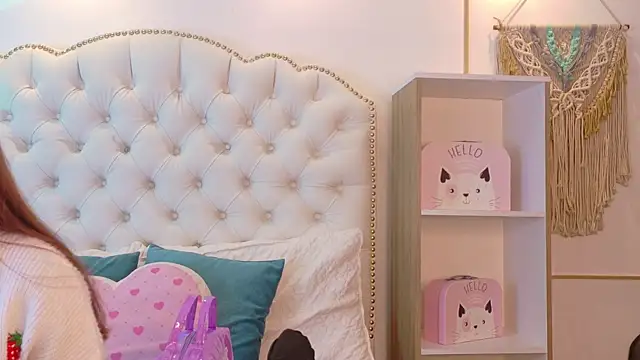 Sara funy online show from July 2026 11:51:02 AM