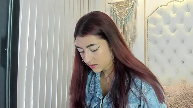 Sara funy online show from May 2026 11:31:02 AM