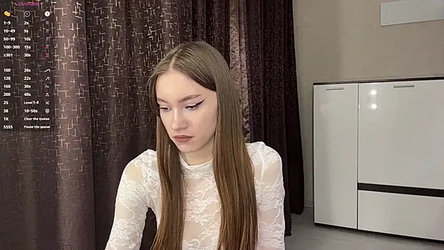 NuDonzze online show from April 2026 05:28:02 PM