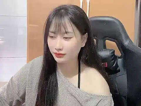 Sunny2868 online show from March 2026 03:04:01 PM