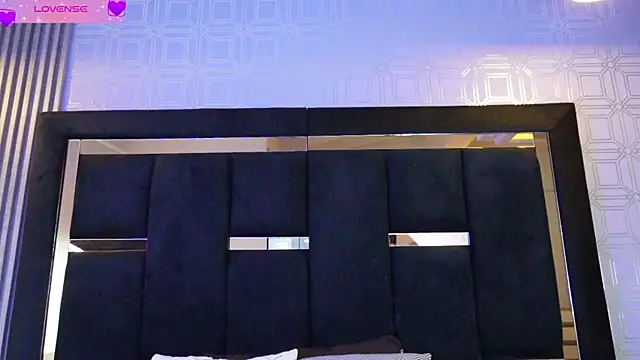 Dark Eros  online show from April 2026 03:52:01 AM