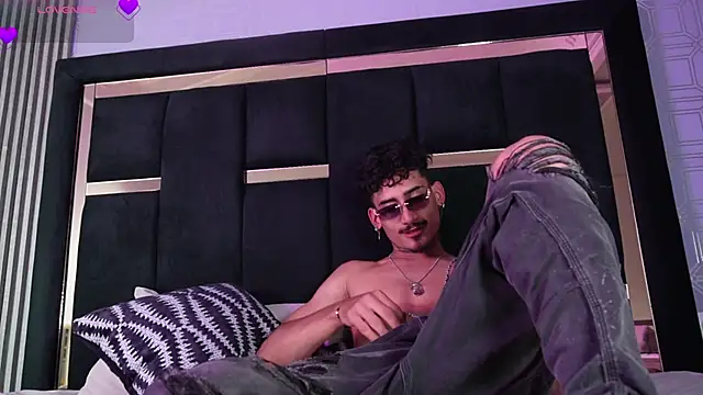 Dark Eros  online show from March 2026 08:25:02 PM