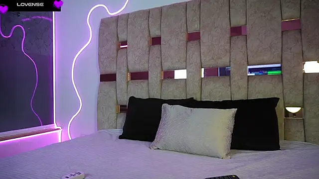 Petitte Mussa online show from April 2026 03:52:02 AM