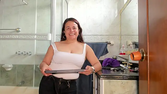 iliy perverted online show from May 2026 11:57:01 AM