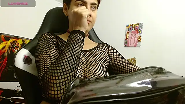 Divinejewel69 online show from March 2026 05:03:01 PM