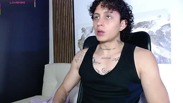 Snapshot of Jay_Taylor1_ chatting on February 2026 02:33:01 AM Jay Taylor1 online show from February 2026 02:33:01 AM