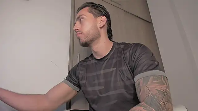 Axel  Blaze online show from March 2026 12:21:03 PM