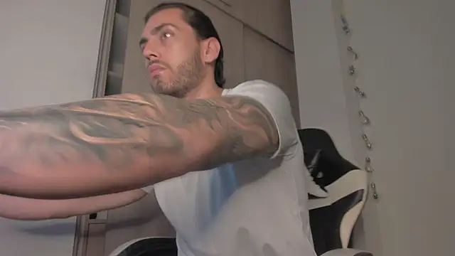 Axel  Blaze online show from March 2026 12:28:02 PM