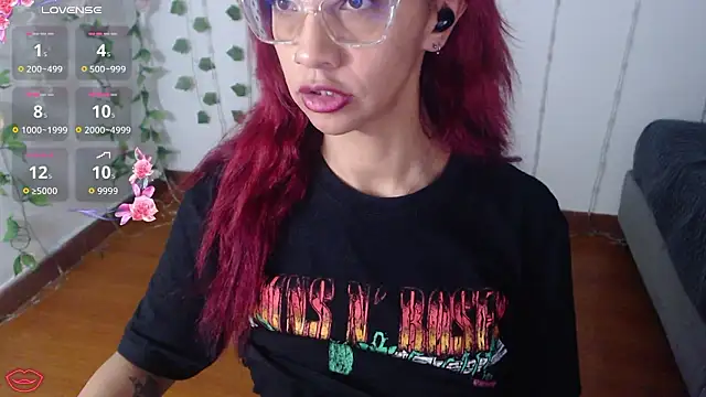 scarlett-ash online show from February 2026 07:04:02 PM