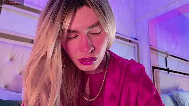 kamilla rossi online show from May 2026 07:34:01 PM