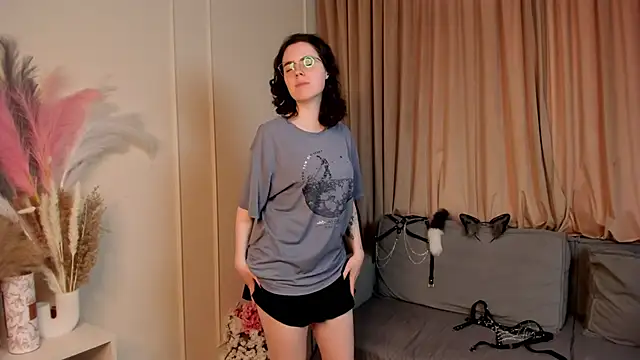 MuiEagan online show from March 2026 12:34:01 PM