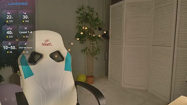 Sophie Peach  online show from April 2026 02:57:01 PM