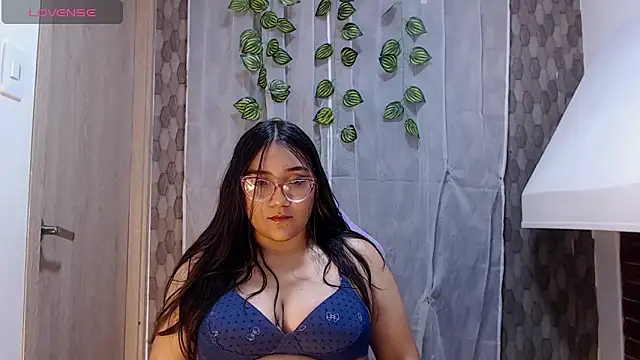 anyela donecm online show from March 2026 07:37:01 PM