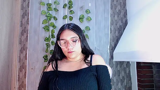 anyela donecm online show from April 2026 07:40:02 PM