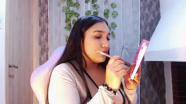 anyela donecm online show from April 2026 01:51:01 PM