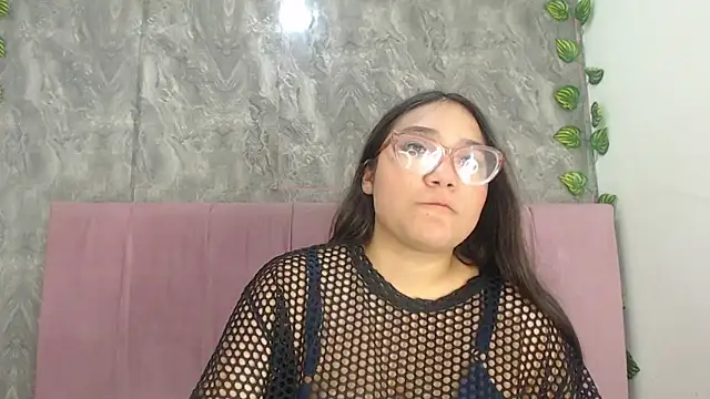 anyela donecm online show from May 2026 08:05:01 PM