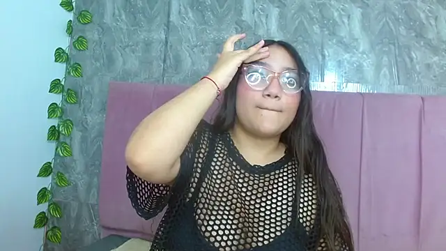 anyela donecm online show from June 2026 07:55:01 PM
