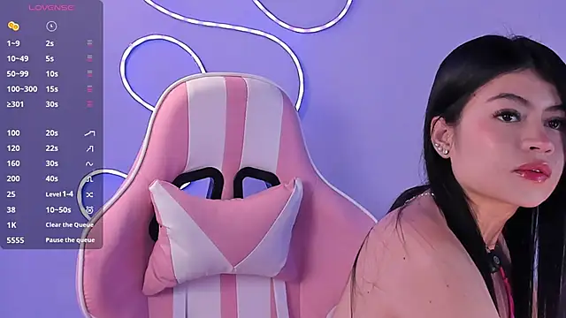 miacapone online show from February 2026 01:22:01 PM