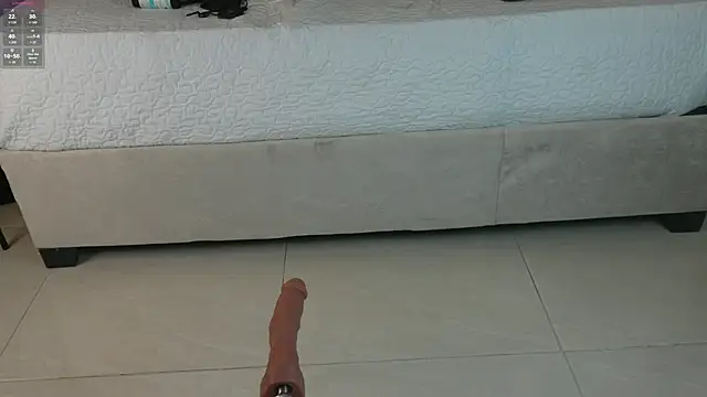 Naomi Rex online show from April 2026 07:39:02 PM