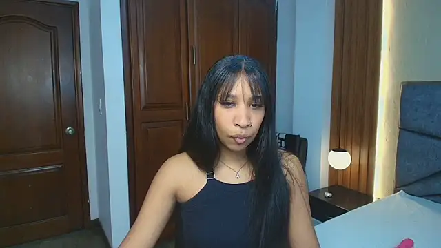Snapshot of ShayMilleer chatting on June 2026 12:05:02 PM ShayMilleer online show from June 2026 12:05:02 PM