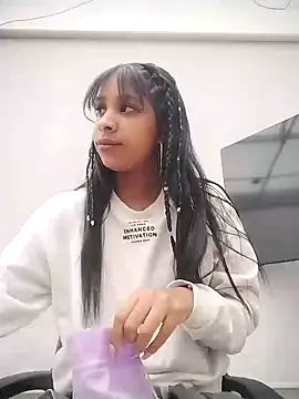 ShayMilleer online show from April 2026 10:23:02 PM