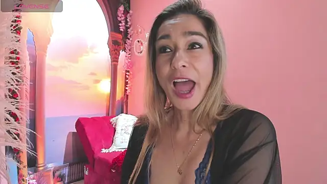 Madam Dalila online show from April 2026 09:33:01 AM