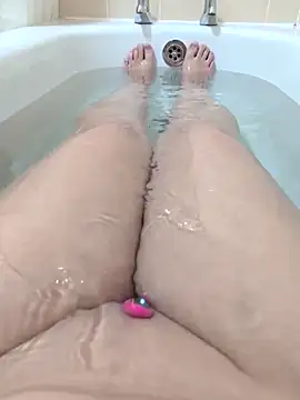 Bwildside online show from April 2026 07:37:01 PM