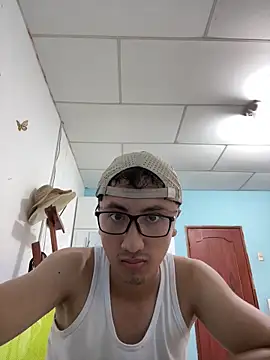 Gonzalogz online show from April 2026 06:58:01 PM