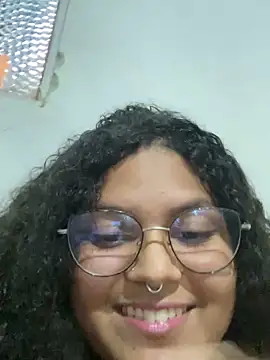 Snapshot of prettydall chatting on February 2026 11:32:02 AM prettydall online show from February 2026 11:32:02 AM