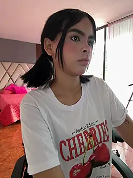 kitty rousse01 online show from February 2026 01:00:02 PM