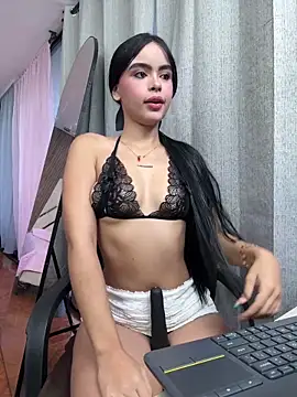 kitty rousse01 online show from June 2026 12:10:02 PM