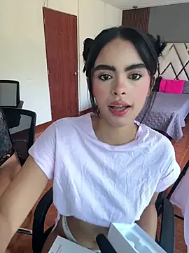 Snapshot of kitty_rousse01 chatting on March 2026 01:00:02 PM kitty rousse01 online show from March 2026 01:00:02 PM