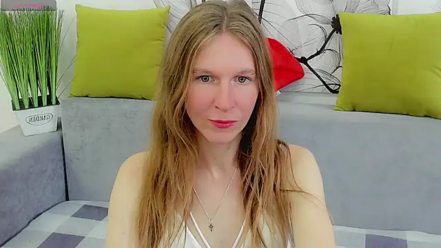 Mira XOo online show from April 2026 02:00:01 PM