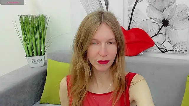 Mira XOo online show from April 2026 01:51:01 PM