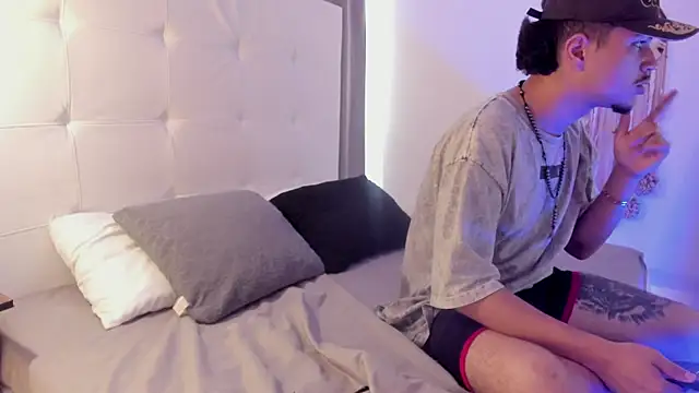 Jason 23   online show from March 2026 07:24:02 PM