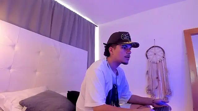 Jason 23   online show from March 2026 07:12:02 PM