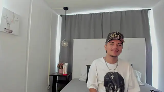 Jason 23   online show from March 2026 07:09:01 PM