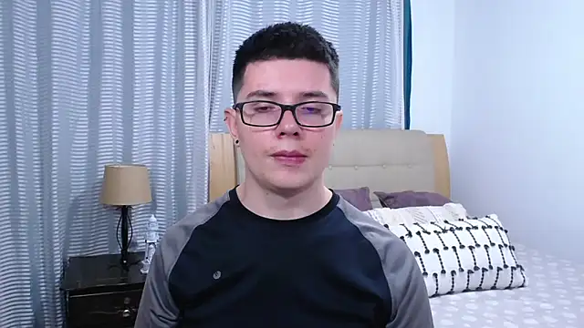 BlackFoXXX69 online show from April 2026 08:34:01 PM