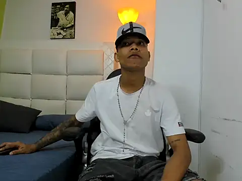 emanuel 23cm online show from February 2026 02:22:01 AM