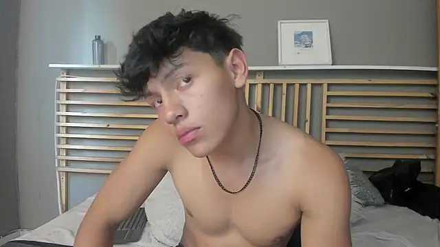 clark ken01 online show from March 2026 09:02:01 PM